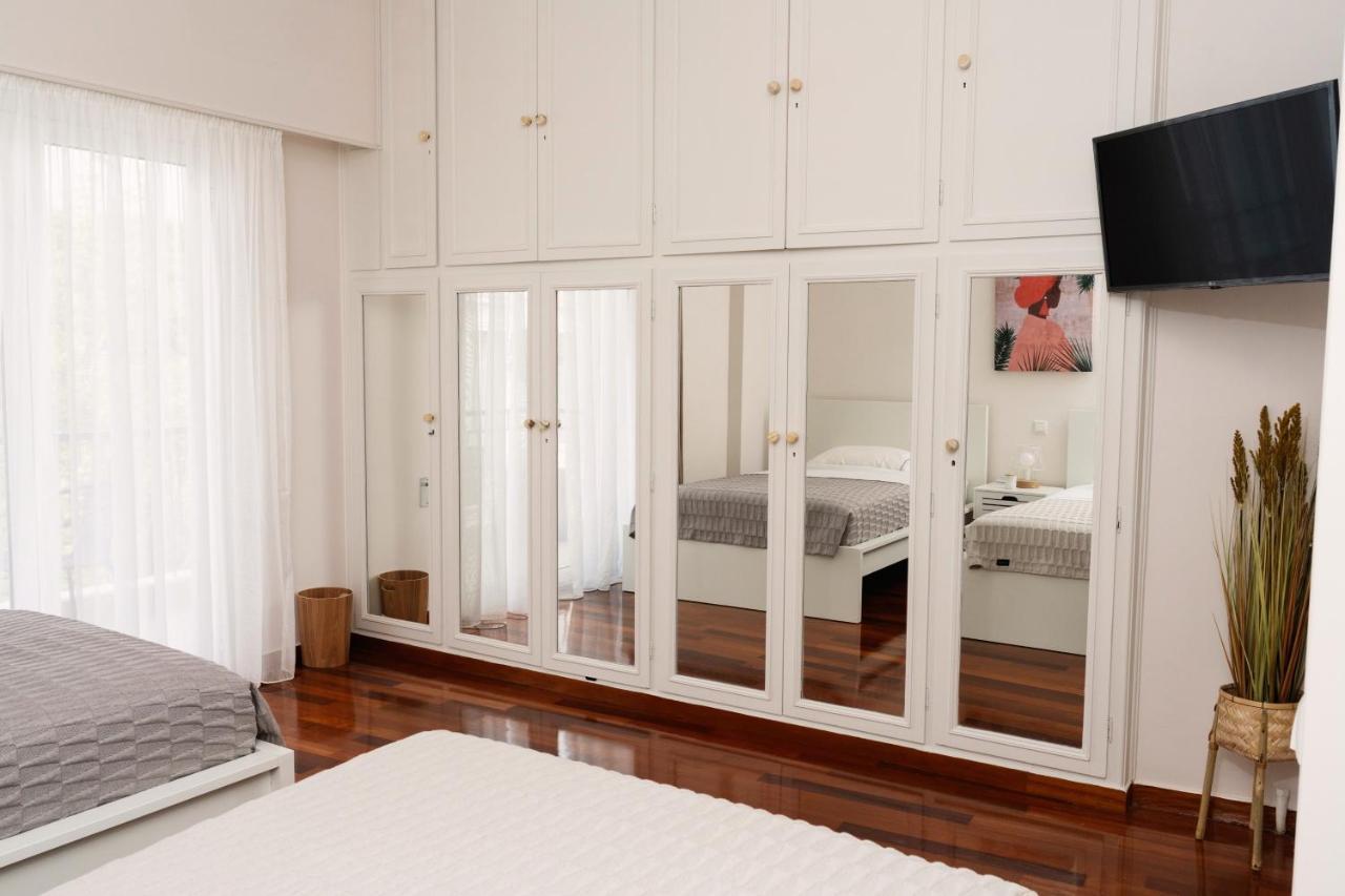 Visum Acropol ,3Br - Private Terrace-Jacuzzi - Amazing View Lejlighed Athen Eksteriør billede